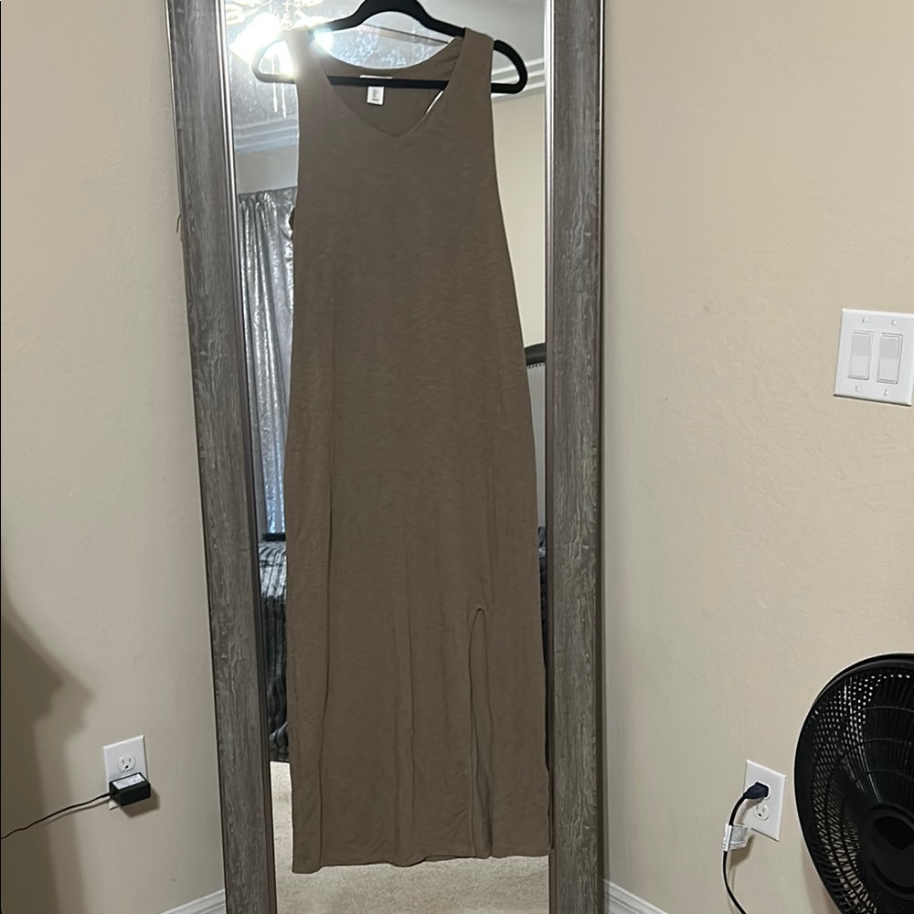 Artisan Ny Brown Sleeveless Halter Maxi Dress